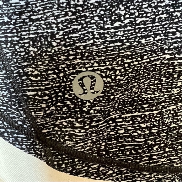 Lululemon patterned mesh back racerback athletic tank sleeveless 5472 - Picture 6 of 6